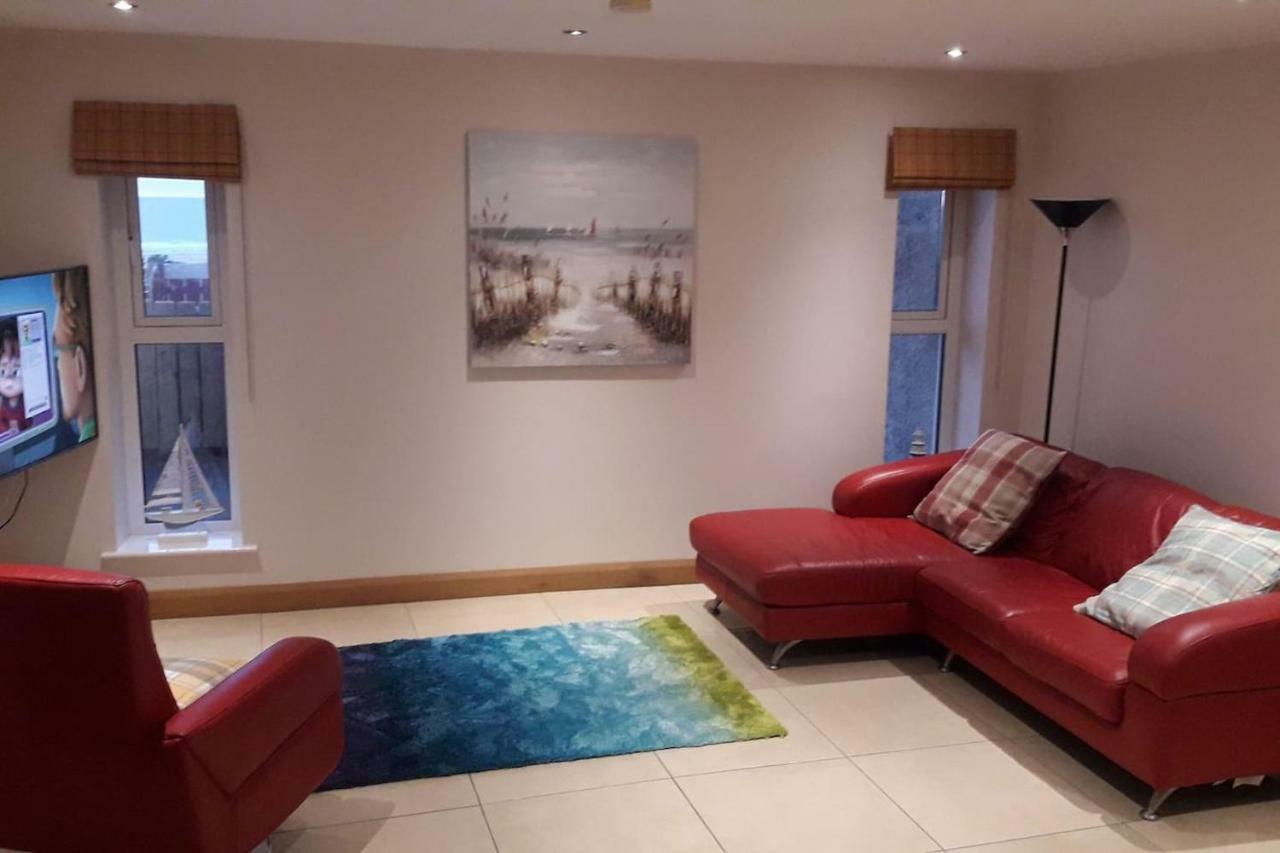 Cosy Castlerock Beside Beach Golf Course&Pub Exterior foto